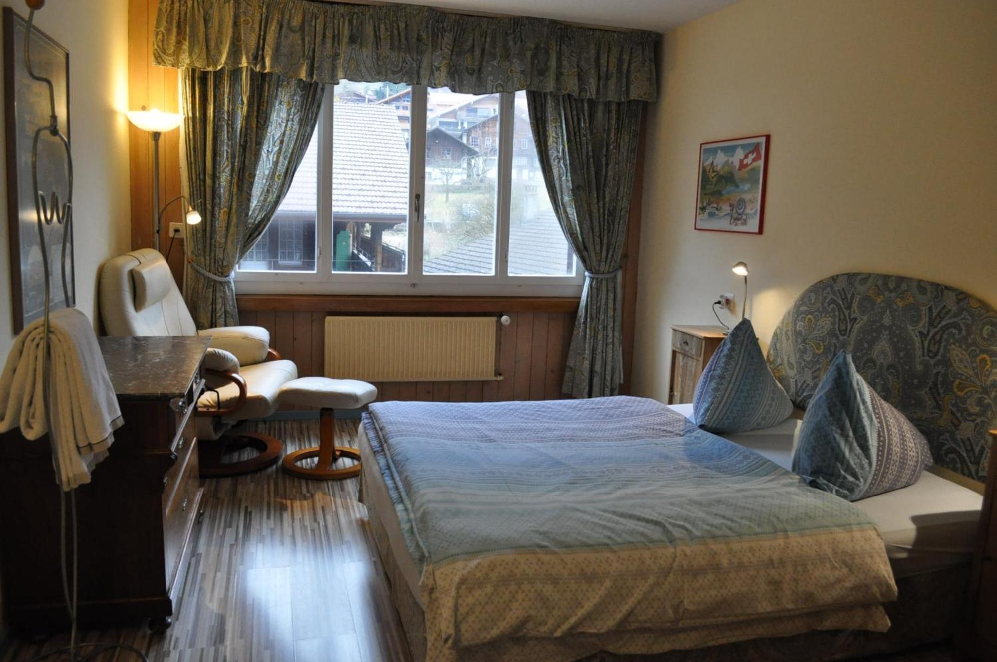 Seehotel Baeren Бриенц Экстерьер фото